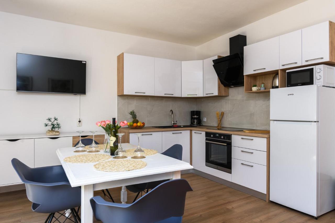 Apartments Mare تروغير المظهر الخارجي الصورة