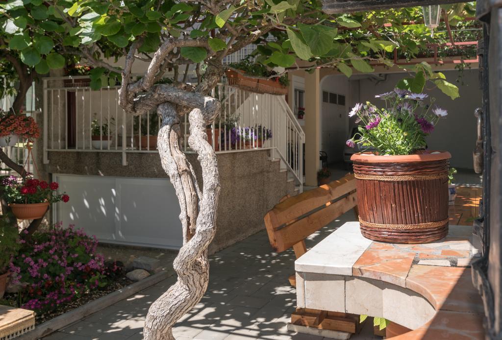 Apartments Mare تروغير المظهر الخارجي الصورة
